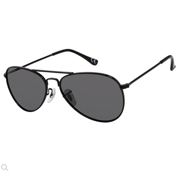 Prive Revaux Accessories - NWOT - Prive Revaux (Jamie Foxx brand) unisex - The Commando Mini Sunglasses